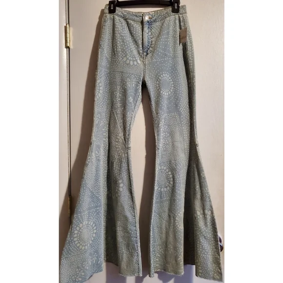 💖Free People / We The Free Pull On Printed Flared Jeans - Picture 6 of 13